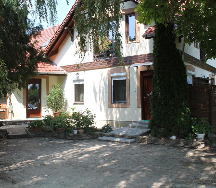Vargapartman Сегед Экстерьер фото
